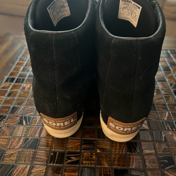 Sorel Women’s Suede Boots - Picture 2 of 6